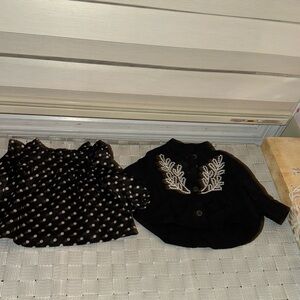 TWO BABY GIRL TOPS FOR SALE SIZE 0-3 MONTHS